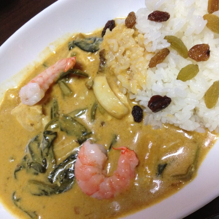 超簡単♪チキンとほうれん草のココナッツカレー